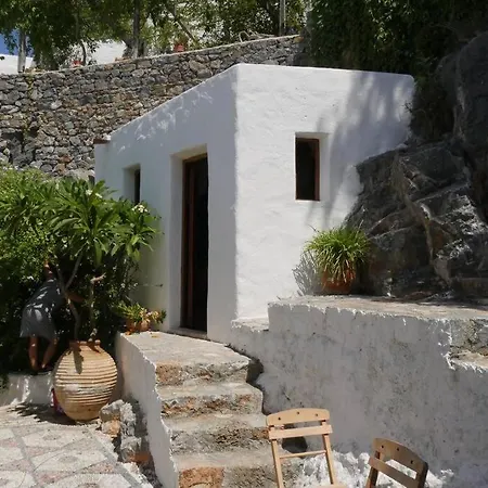 Lindos Traditional House *