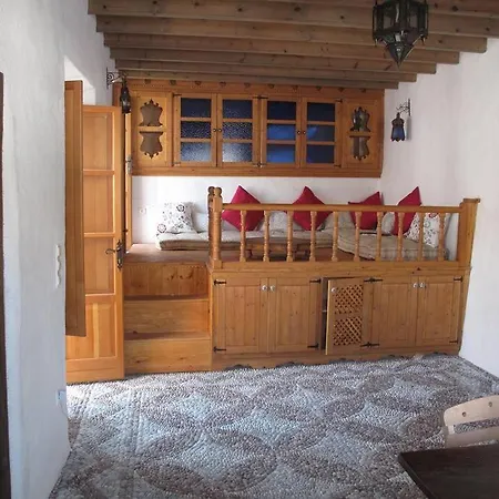 Lindos Traditional House 公寓